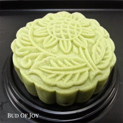Organic Snowskin Mooncakes (Vegan)